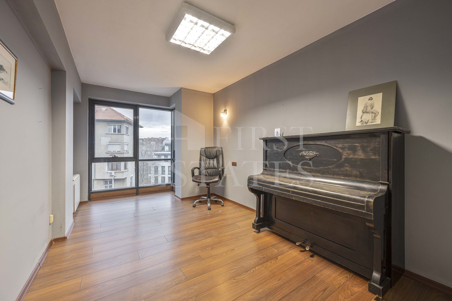 115 m² office for rent