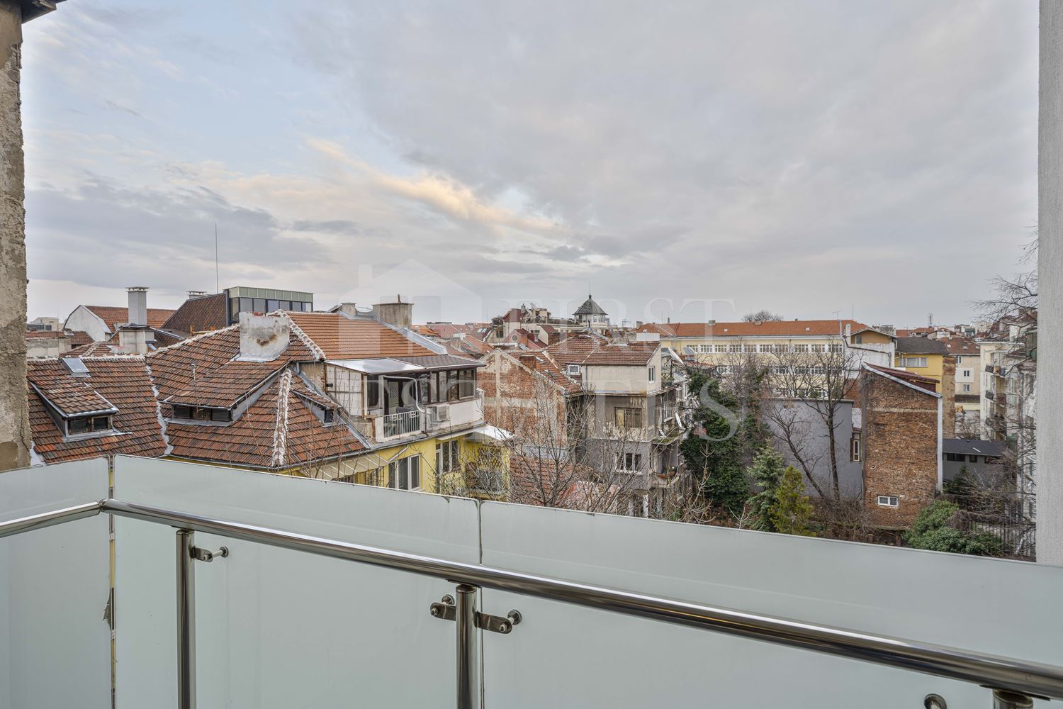 115 m² office for rent