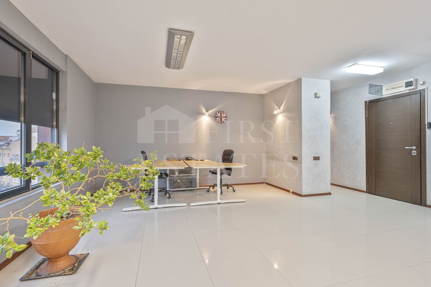 115 m² office for rent