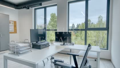 266 m² офис за продажба