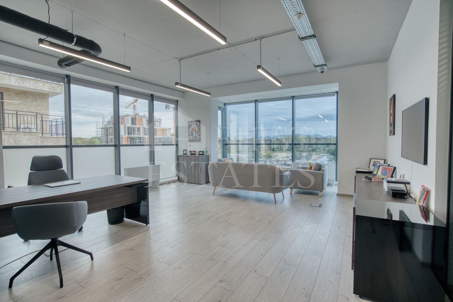 266 m² офис за продажба