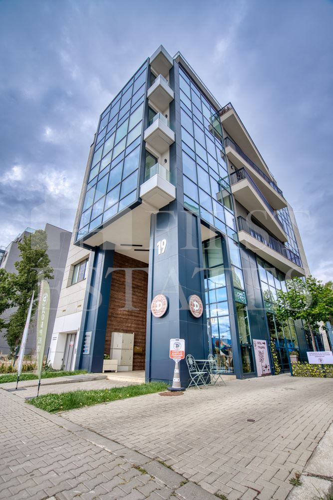 266 m² офис за продажба
