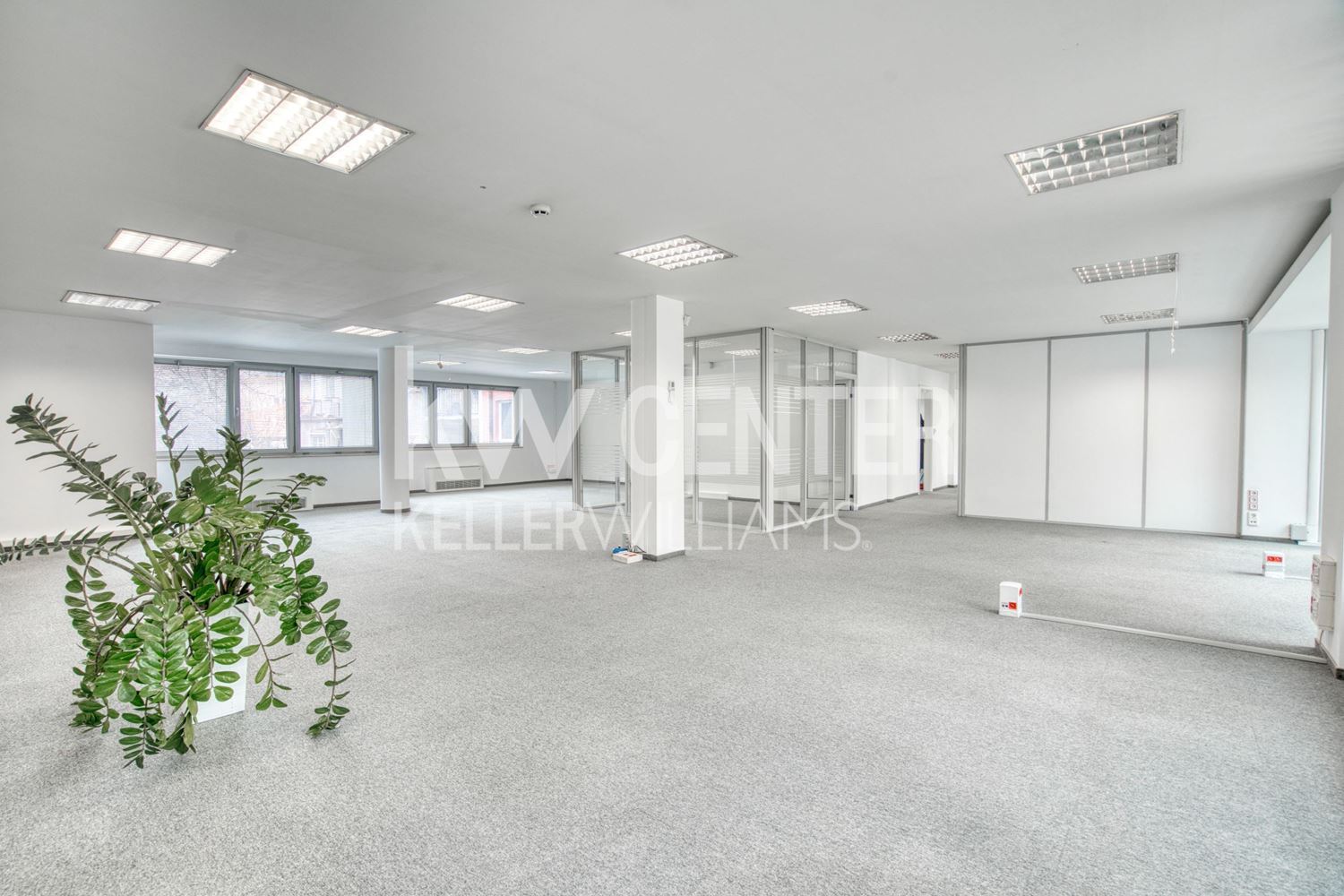 500 m² office for rent