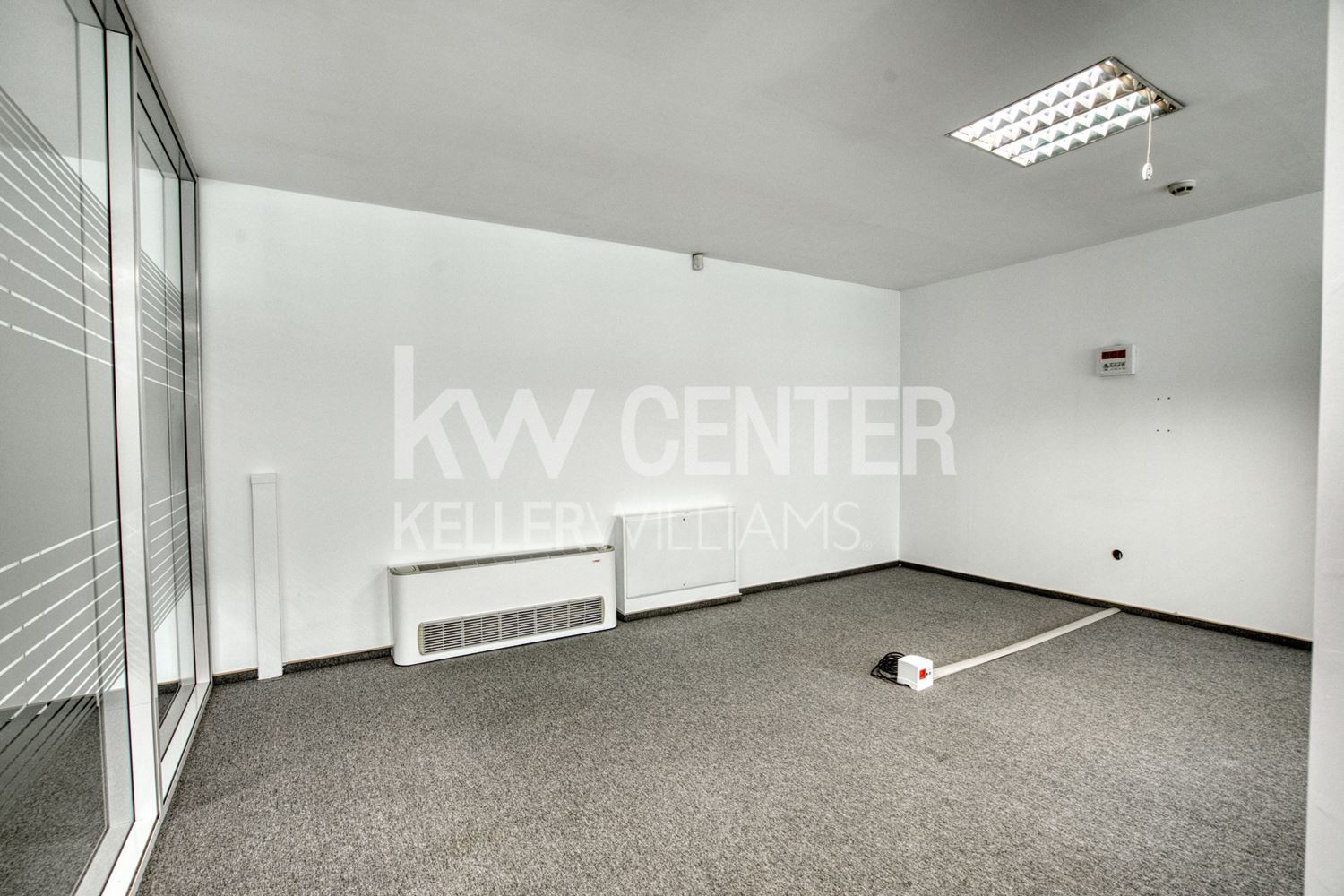 500 m² office for rent