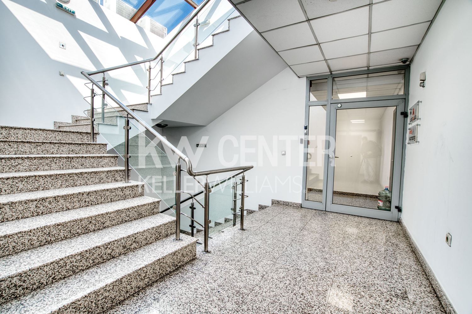 180 m² офис арендовать