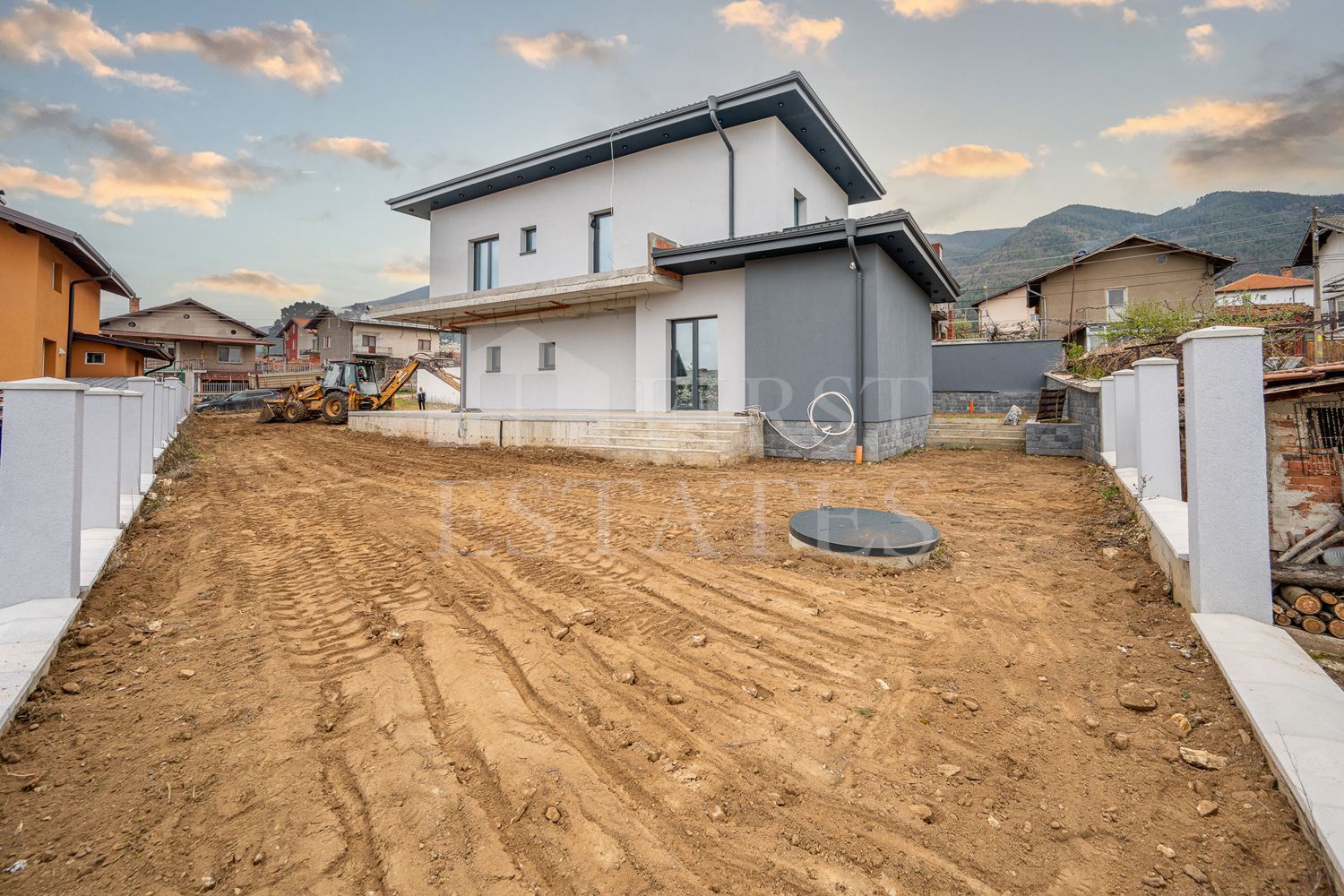 4 bedroom house for sale