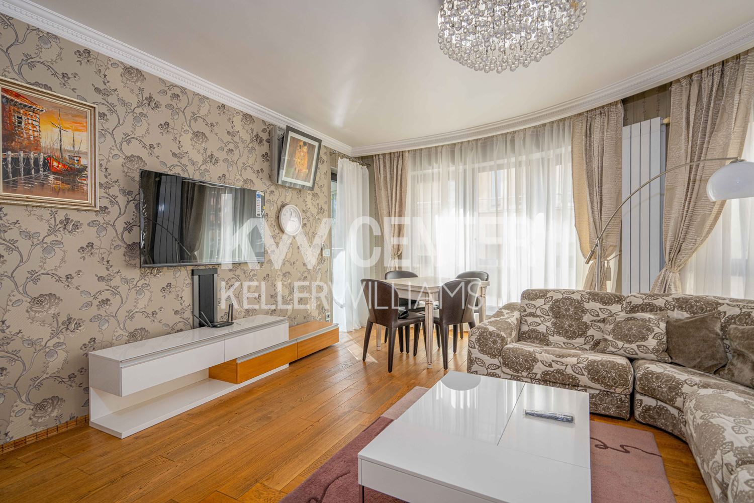 2 bedroom apartment