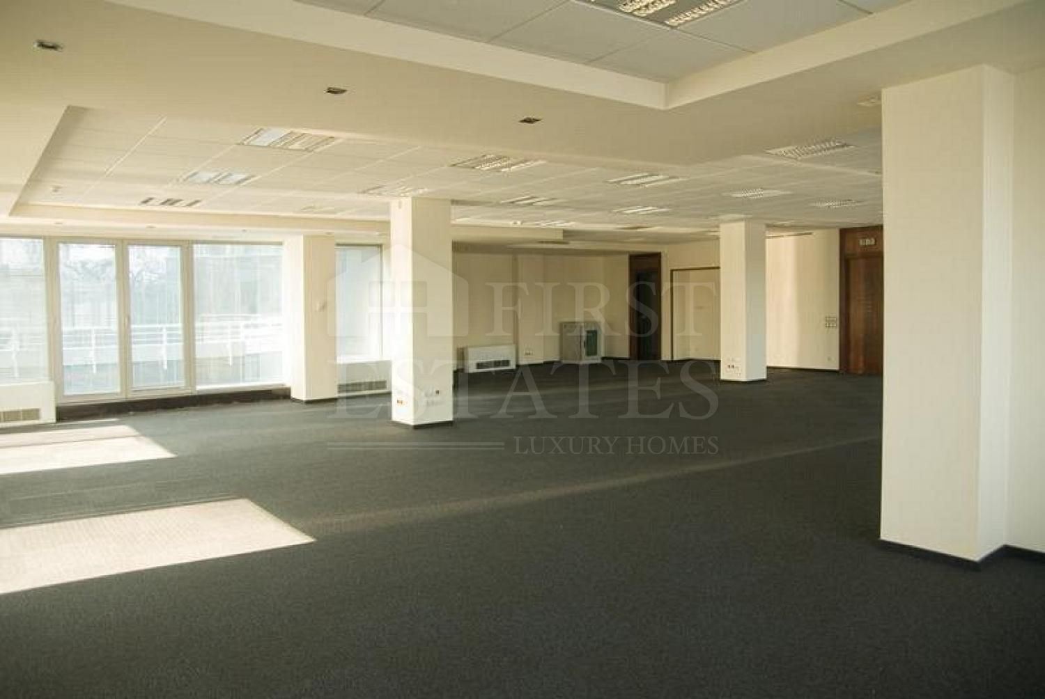 369 m² офис арендовать