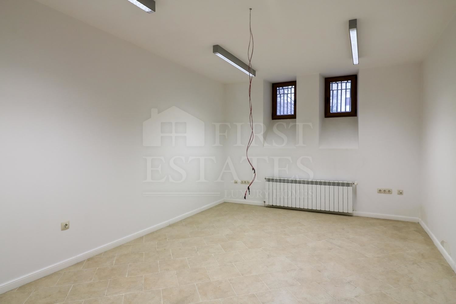470 m² office for rent