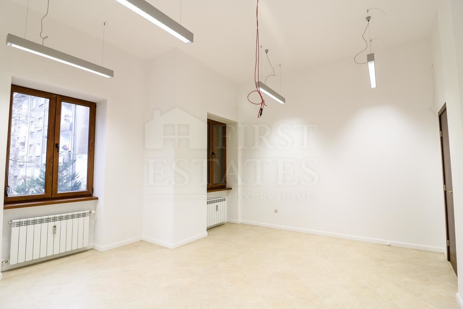 470 m² office for rent