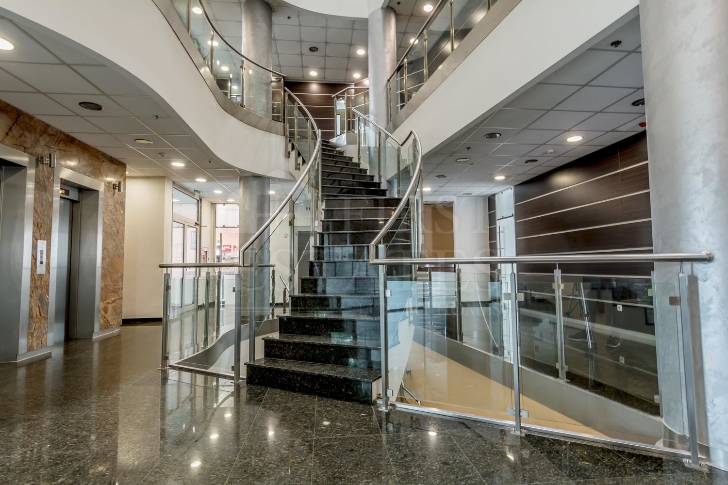 328 m² офис продается