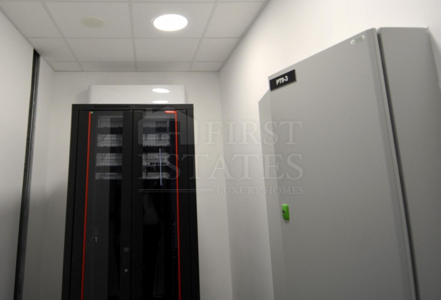 2600 m² офис под наем