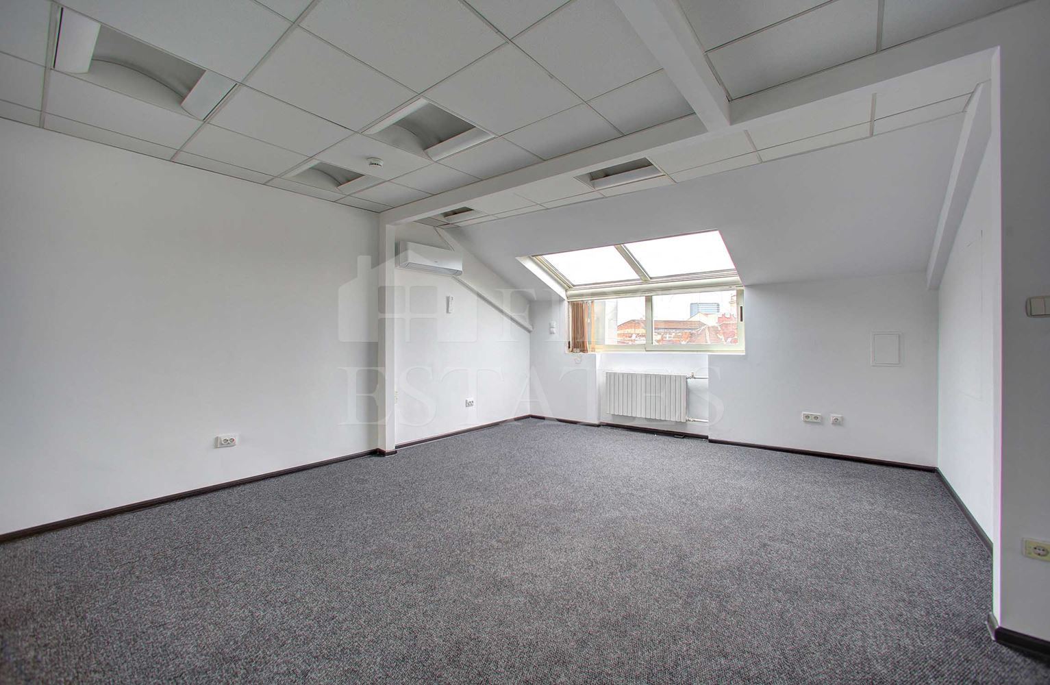 180 m² office for rent