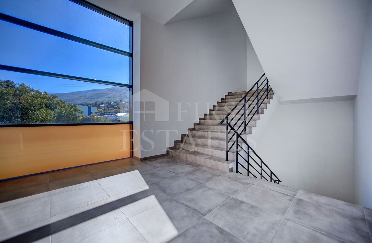 586 m² офис арендовать