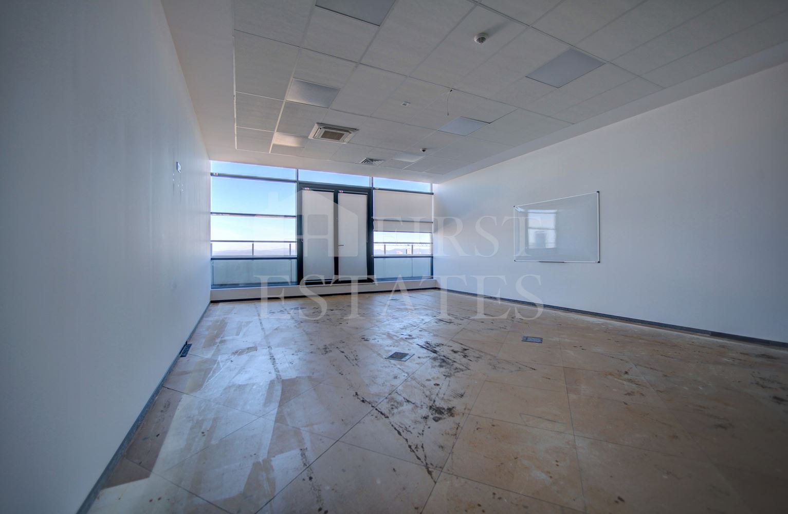 586 m² офис арендовать