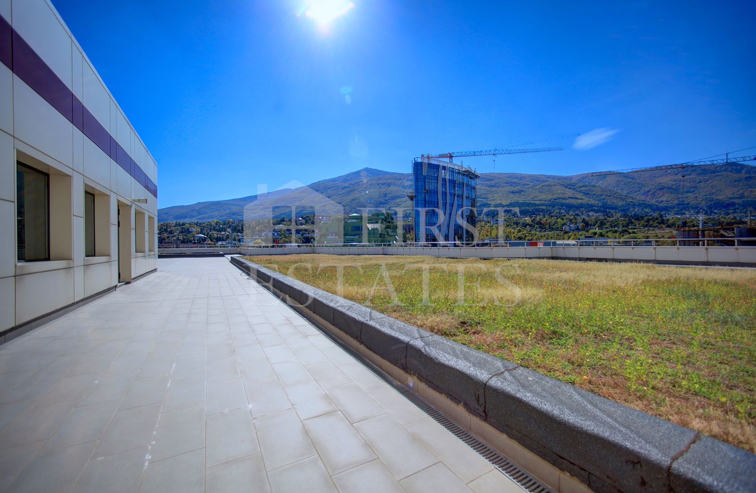 586 m² офис арендовать