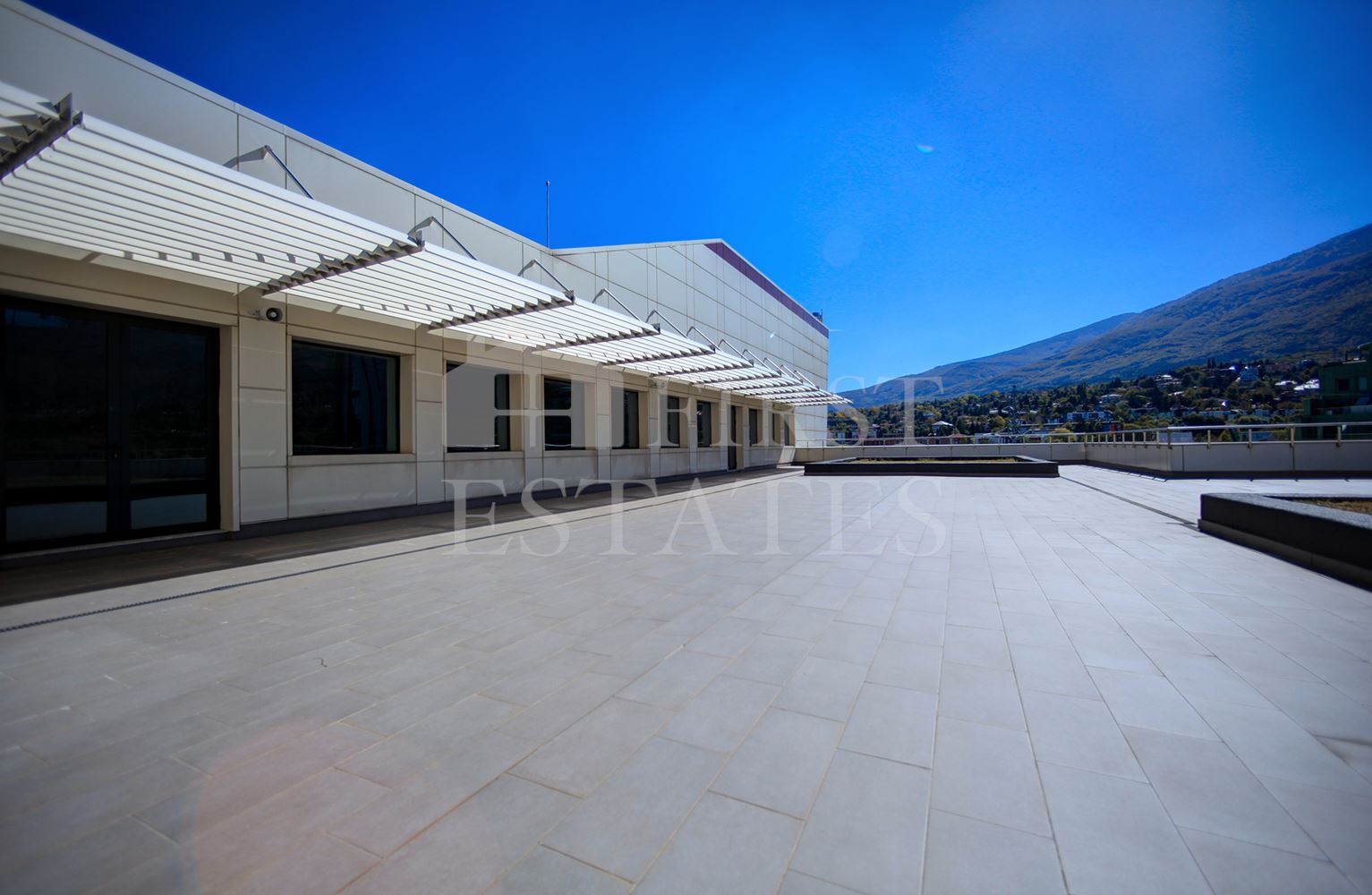 586 m² офис арендовать