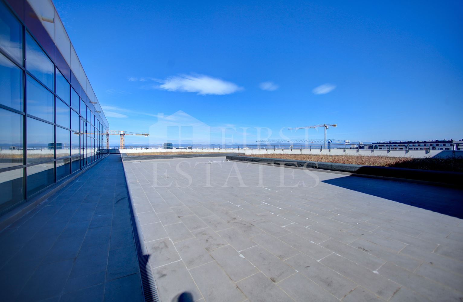 586 m² офис арендовать