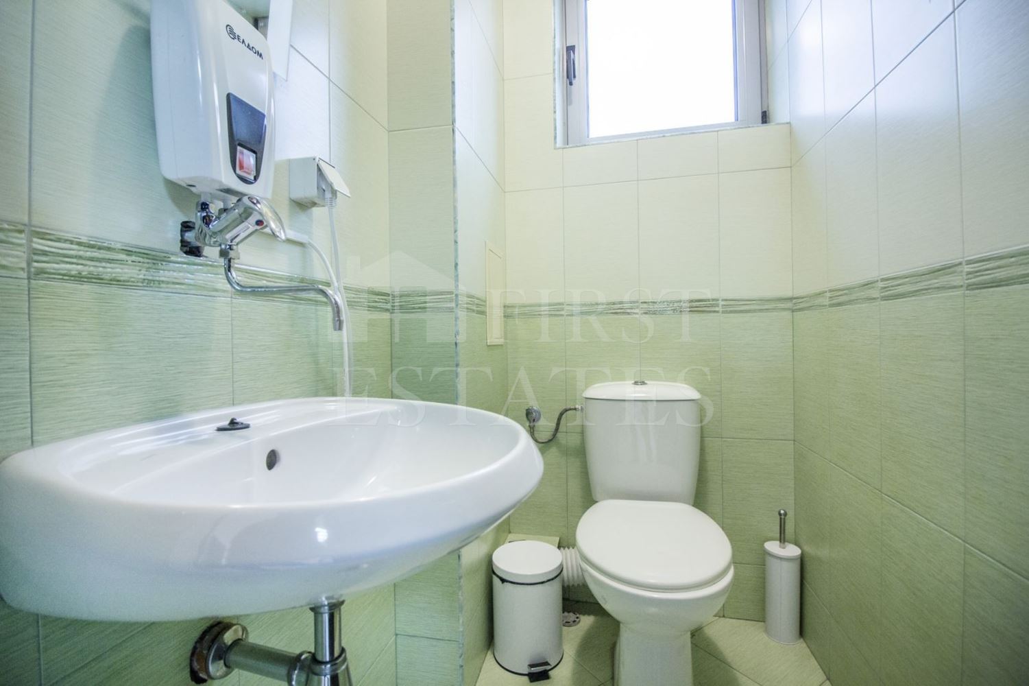 1623 m² офисное здание продается