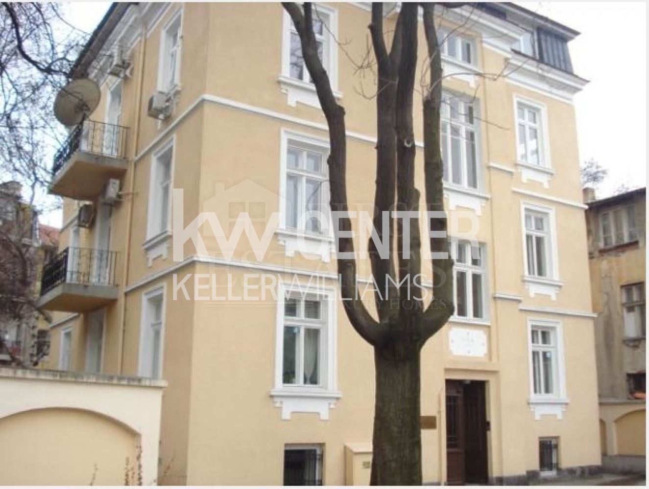 180 m² office for rent