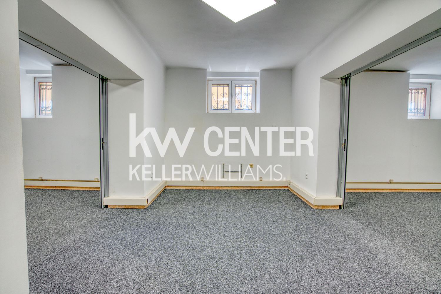 180 m² office for rent