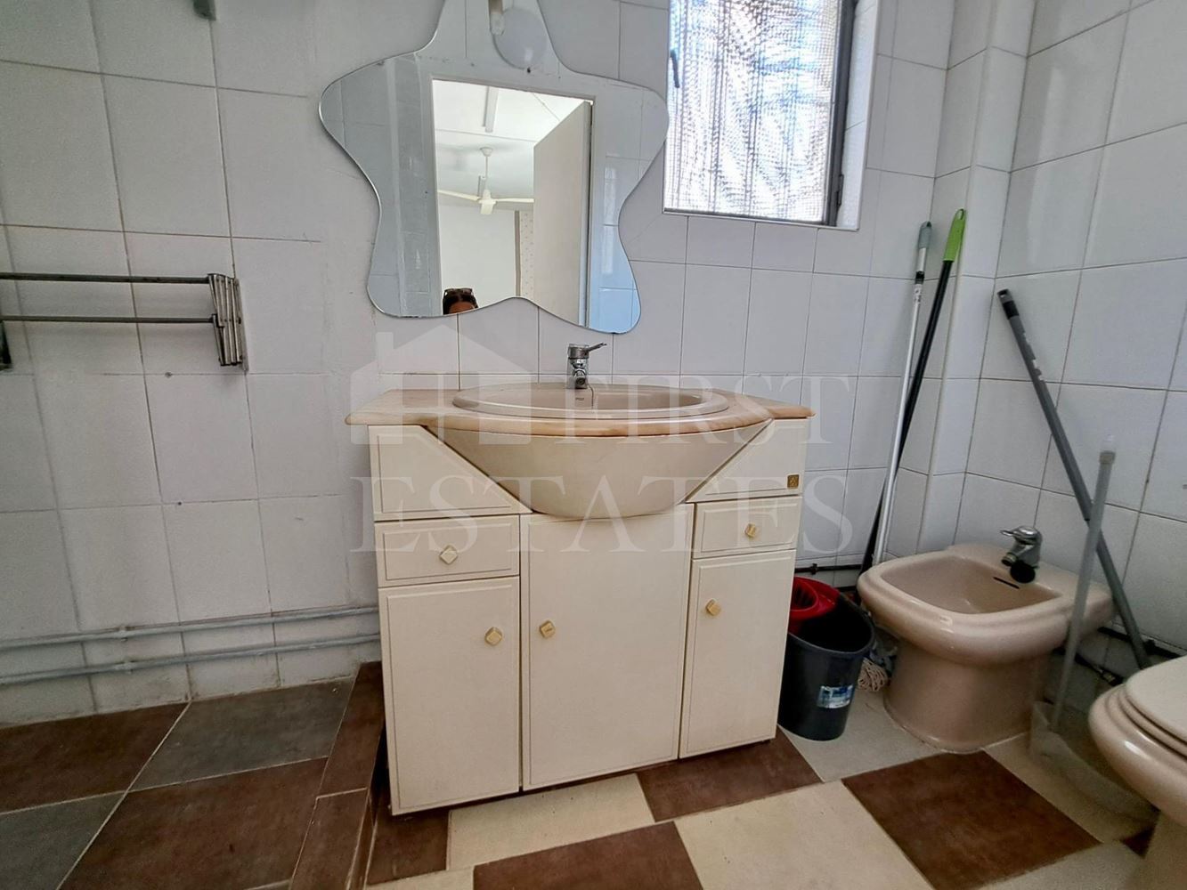 къща с 3 спални за продажба