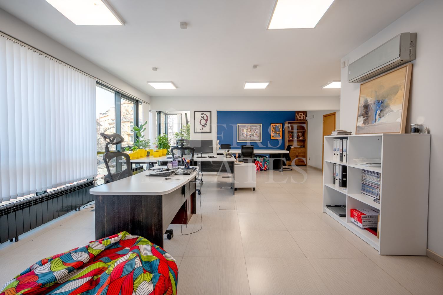 95 m² office for rent