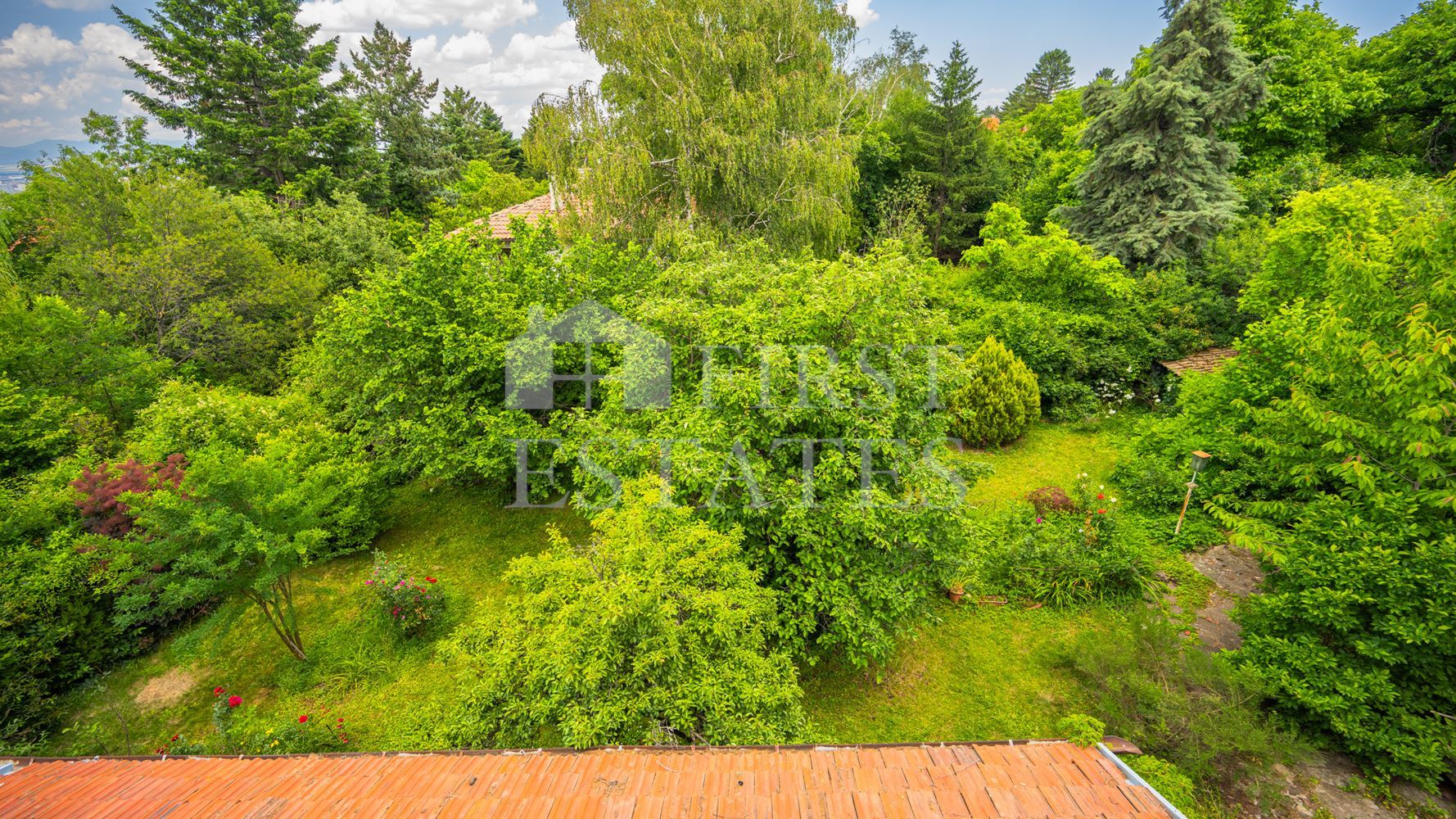 5 + bedroom house for sale