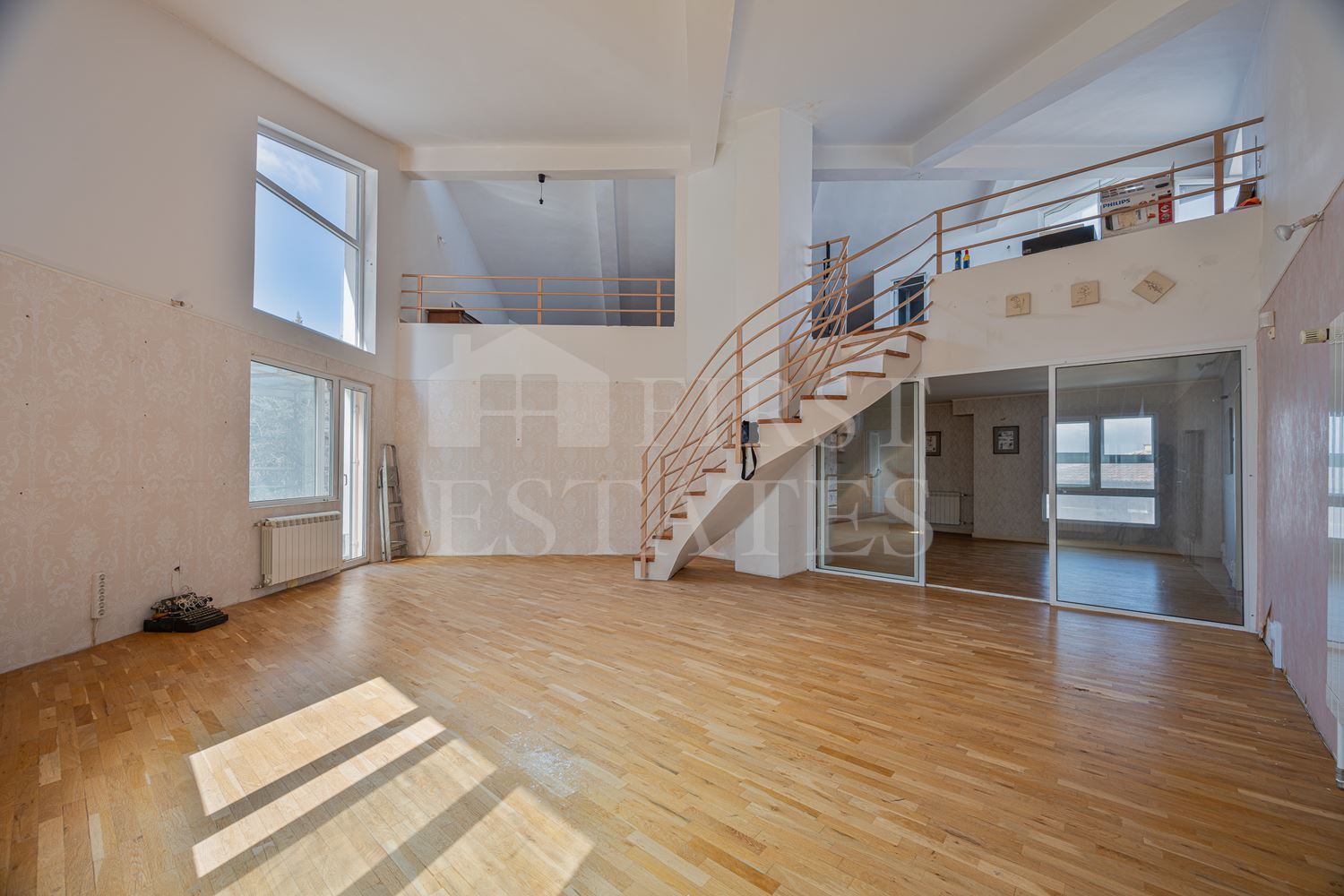 5 + bedroom house for sale