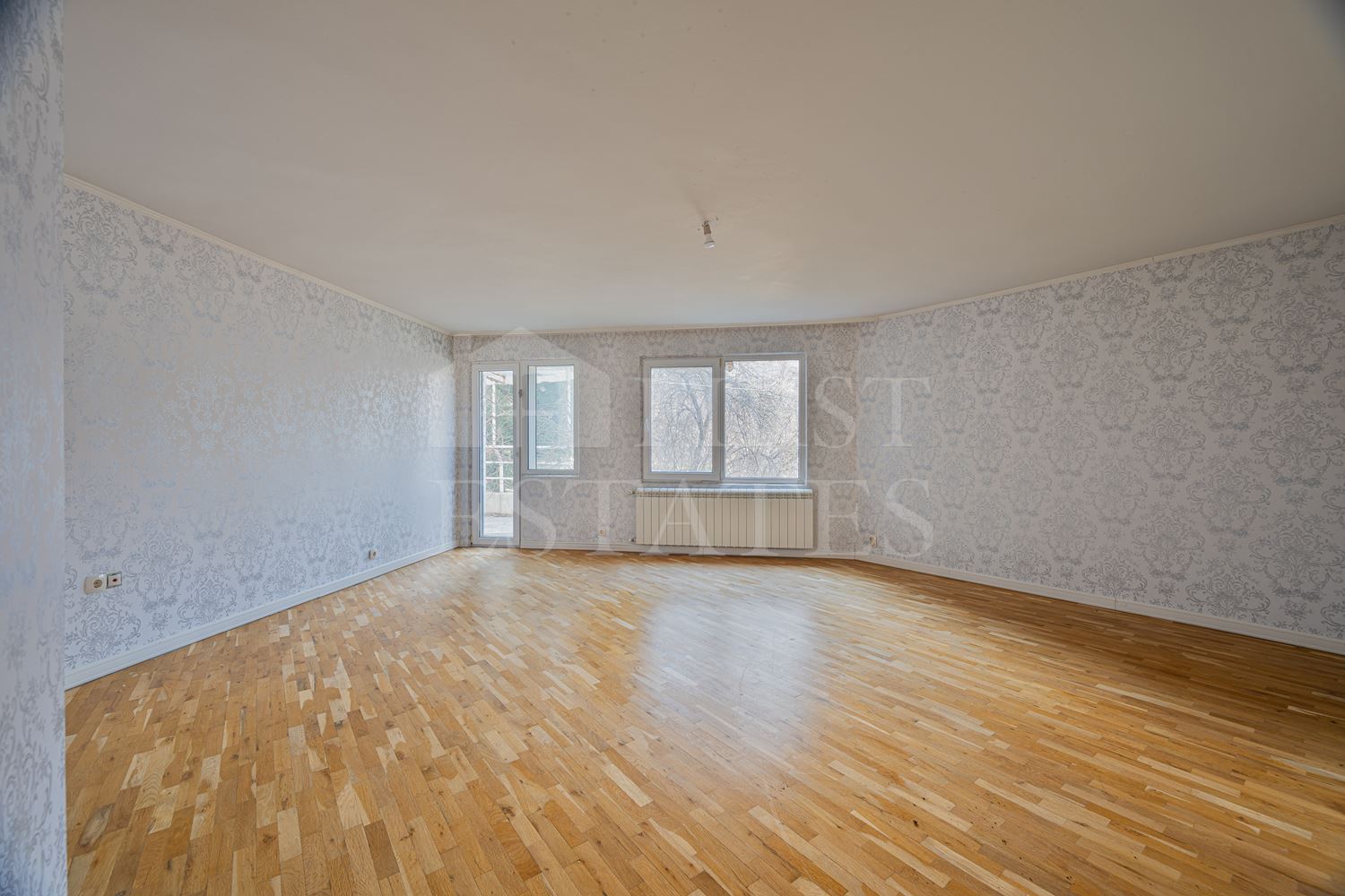 5 + bedroom house for sale
