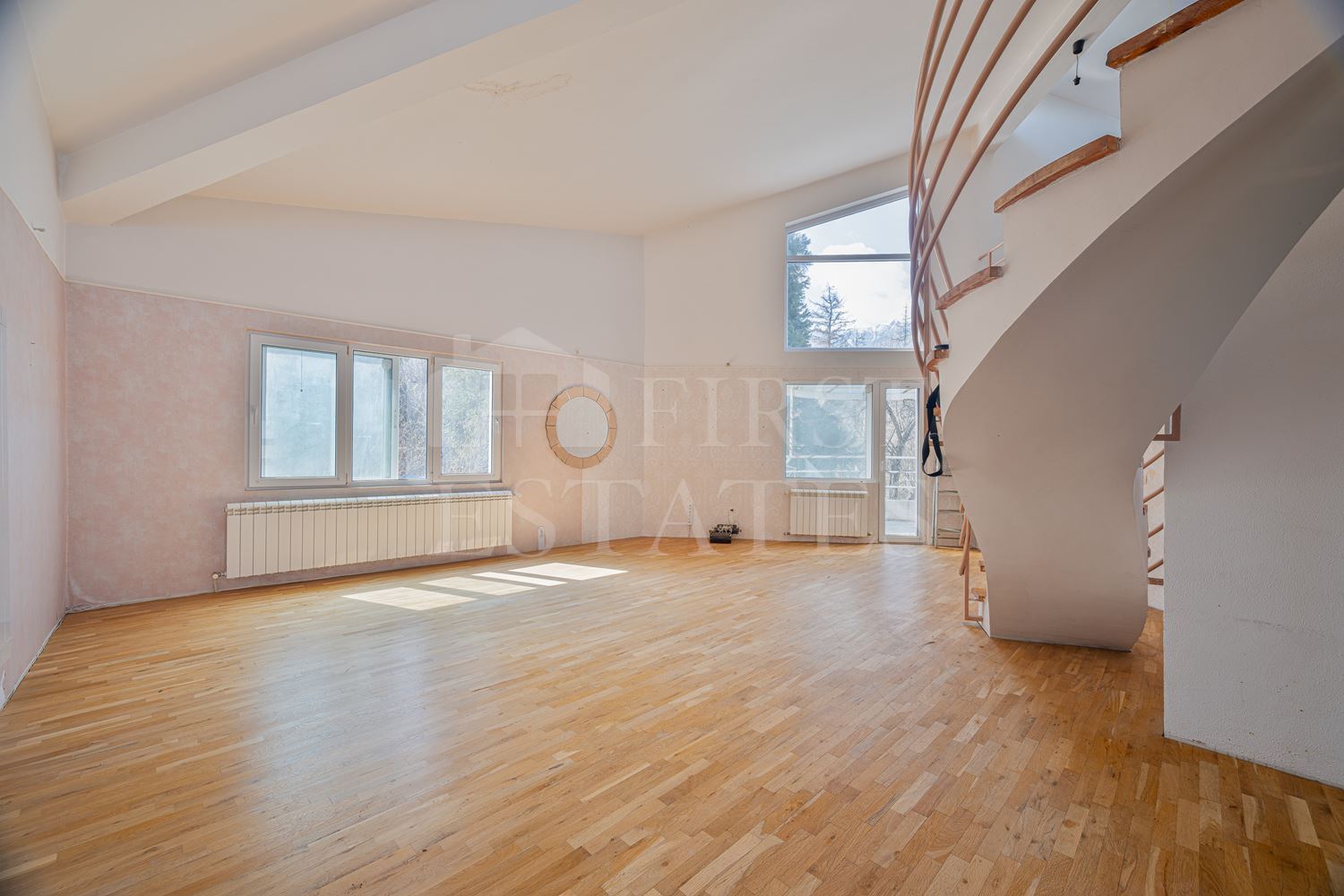 5 + bedroom house for sale